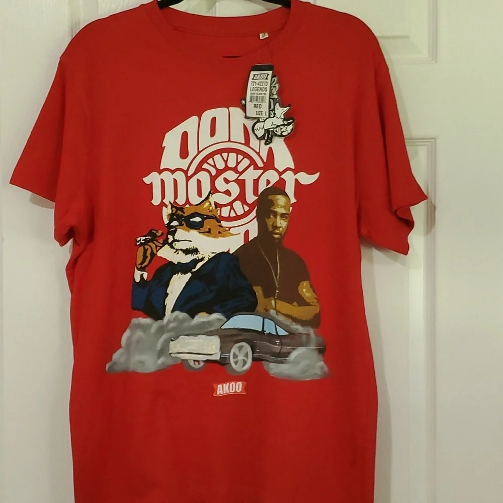 NWT AKOO SHORT SLEEVE LARGE RED T-SHIRT